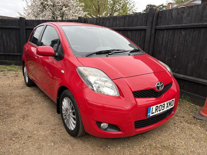 Toyota YARIS 1.33 Dual VVT-i SR Euro 4 (s/s) 5dr