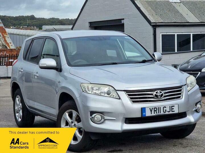 Toyota RAV4 2.2 D-CAT XT-R Auto 4WD Euro 5 5dr