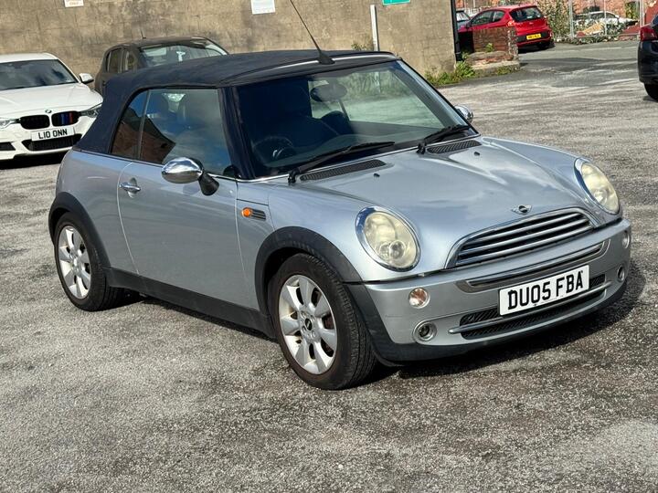 MINI Convertible 1.6 Cooper Euro 3 2dr
