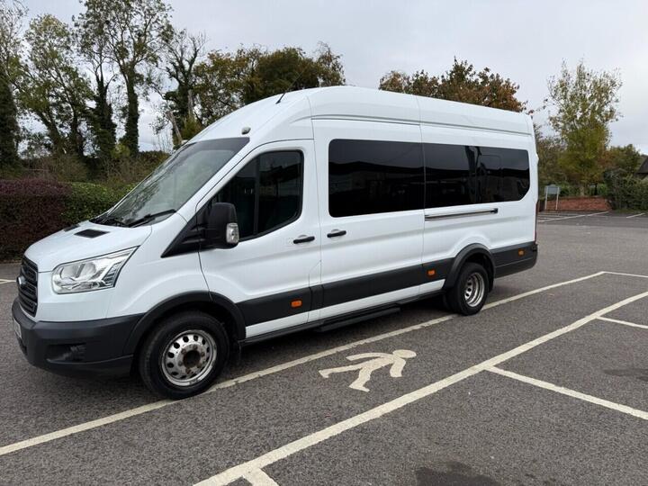 Ford TRANSIT 2.2 TDCi 460 HDT Trend L4 H3 5dr (18 Seats)