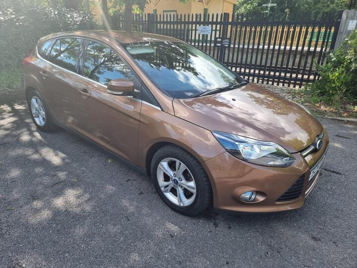 Ford Focus 1.6 Zetec Euro 5 5dr