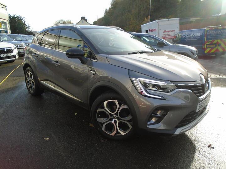 Renault Captur 1.0 TCe SE Edition Euro 6 (s/s) 5dr Renault Captur 1.0 TCe SE Edition Euro 6 (s/s) 5dr