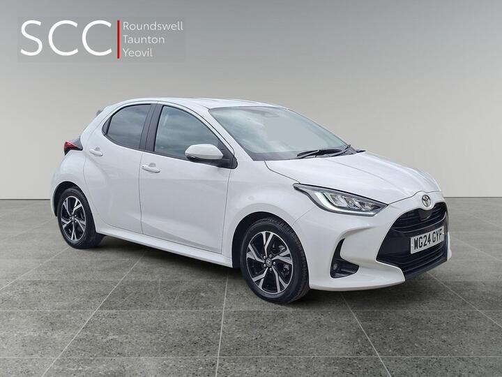 Toyota Yaris 1.5 VVT-h Design E-CVT Euro 6 (s/s) 5dr
