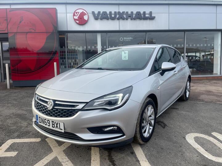 Vauxhall Astra 1.6 CDTi EcoTEC BlueInjection Tech Line Nav Euro 6 (s/s) 5dr Vauxhall Astra 1.6 CDTi EcoTEC BlueInjection Tech Line Nav Euro 6 (s/s) 5dr