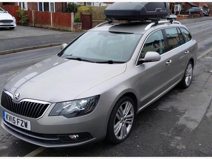 Skoda Superb 2.0 TDI Elegance DSG Euro 5 (s/s) 5dr