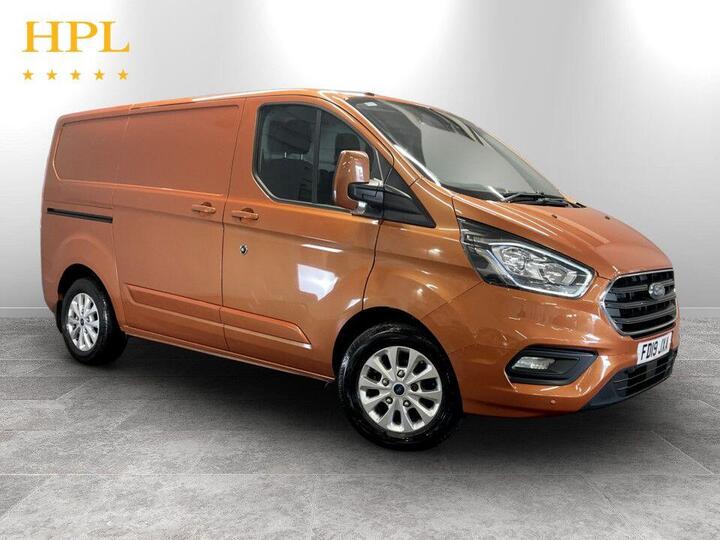 Ford TRANSIT CUSTOM 2.0 280 EcoBlue Limited Panel Van 5dr Diesel Manual L1 H1 Euro 6 (130 Ps) 2 Owners-Bluetooth-Dab