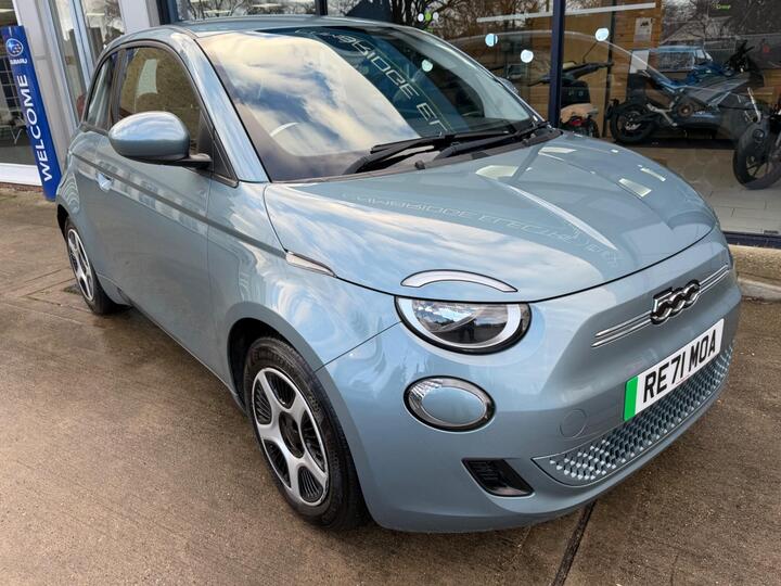 Fiat 500e 42kWh Passion Auto 3dr