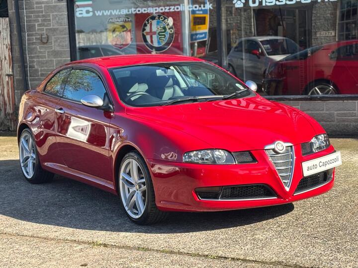 Alfa Romeo GT 2.0 JTS Cloverleaf 2dr
