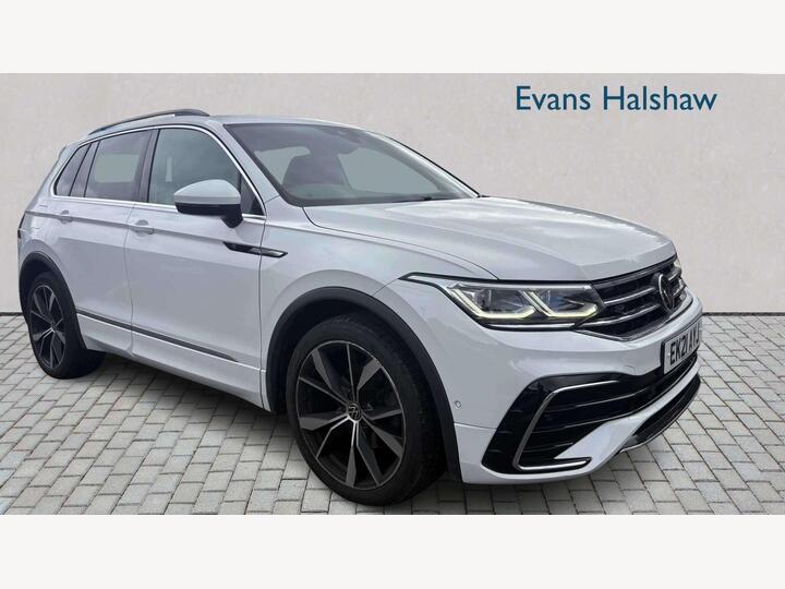 Volkswagen TIGUAN DIESEL ESTATE 2.0 TDI R-Line DSG 4Motion Euro 6 (s/s) 5dr