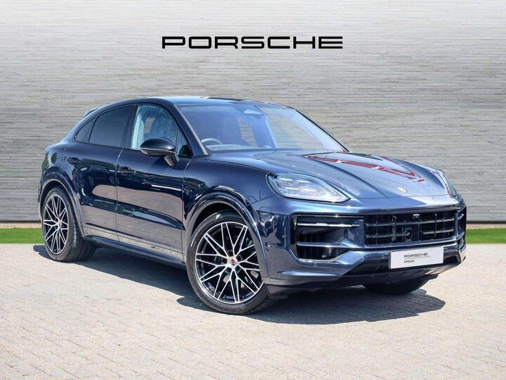 Porsche Cayenne 3.0 V6 E-Hybrid 25.9kWh Black Edition TiptronicS 4WD Euro 6 (s/s) 5dr