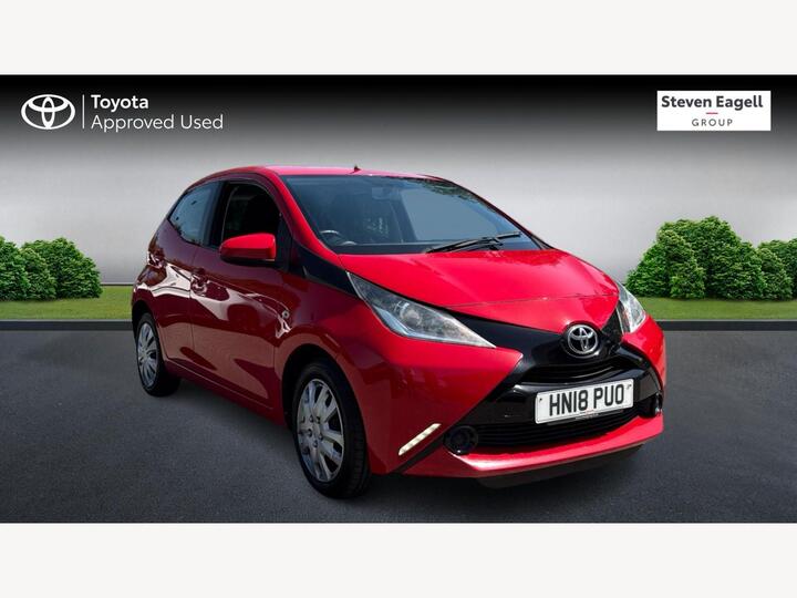 Toyota AYGO 1.0 VVT-i X-play Euro 6 5dr Toyota AYGO 1.0 VVT-i X-play Euro 6 5dr