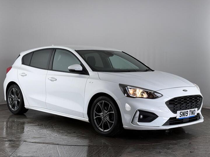 Ford Focus 1.0T EcoBoost ST-Line Euro 6 (s/s) 5dr