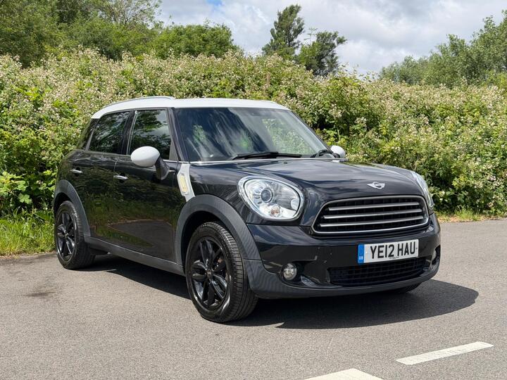 MINI Countryman 1.6 Cooper Euro 5 (s/s) 5dr MINI Countryman 1.6 Cooper Euro 5 (s/s) 5dr
