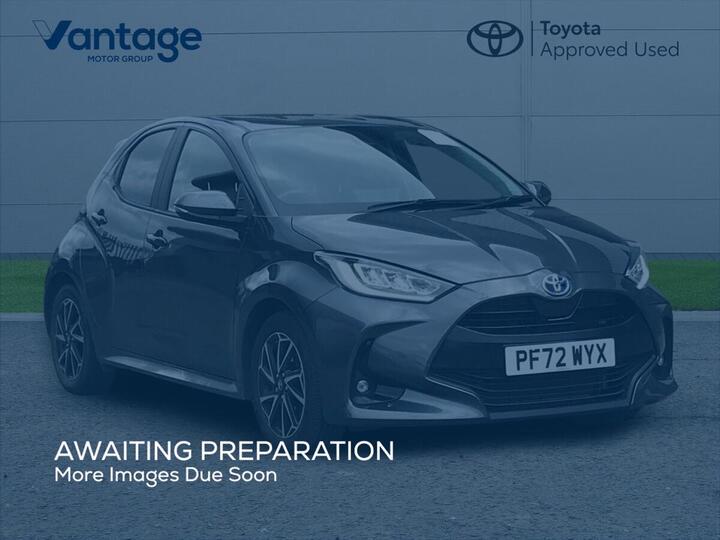 Toyota Yaris 1.5 VVT-h Design E-CVT Euro 6 (s/s) 5dr
