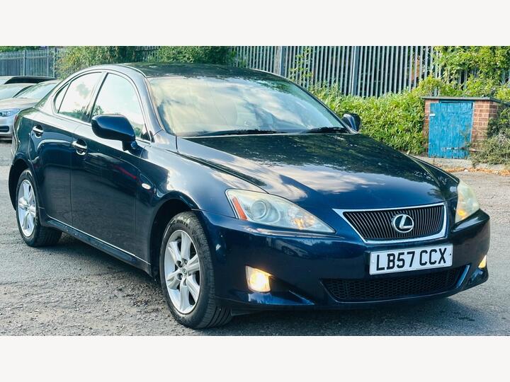 Lexus IS 2.2 220TD 4dr