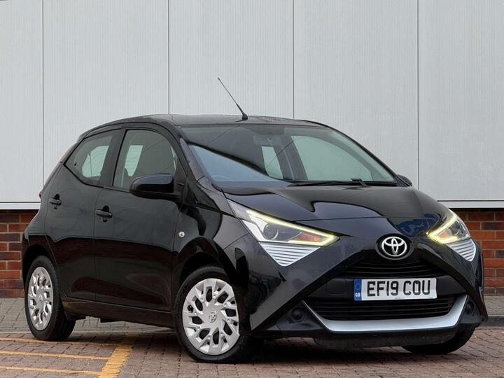 Toyota AYGO 1.0 VVT-i X-play Euro 6 5dr
