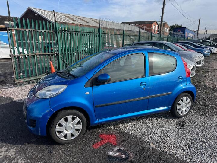 Peugeot 107 1.0 12V Urban Euro 5 5dr
