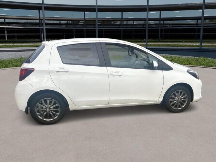 Toyota YARIS 1.33 Dual VVT-i Icon Euro 6 5dr