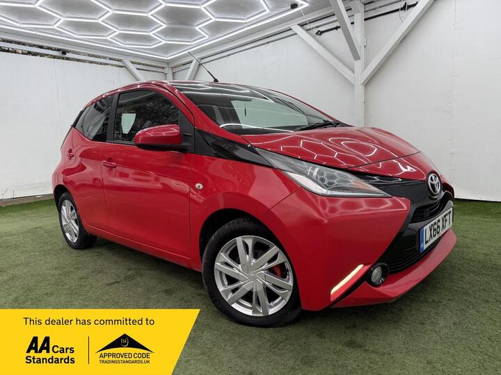 Toyota AYGO 1.0 VVT-i X-pression Euro 6 5dr