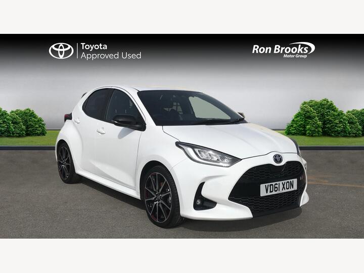 Toyota Yaris 1.5 VVT-h GR SPORT E-CVT Euro 6 (s/s) 5dr