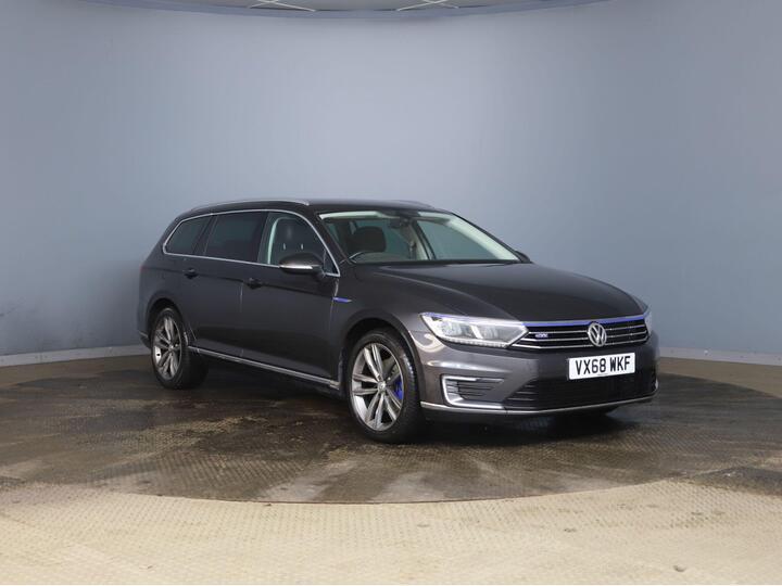 Volkswagen Passat 1.4 TSI GTE DSG Euro 6 (s/s) 5dr Volkswagen Passat 1.4 TSI GTE DSG Euro 6 (s/s) 5dr