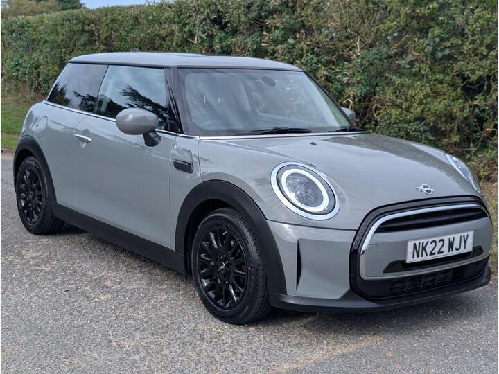 MINI Hatch 1.5 Cooper Classic Steptronic Euro 6 (s/s) 3dr