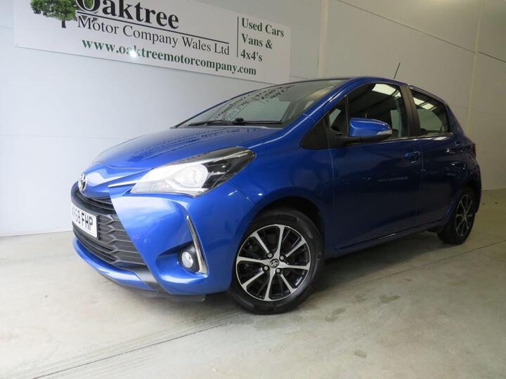 Toyota Yaris 1.5 VVT-i Icon Tech Euro 6 5dr