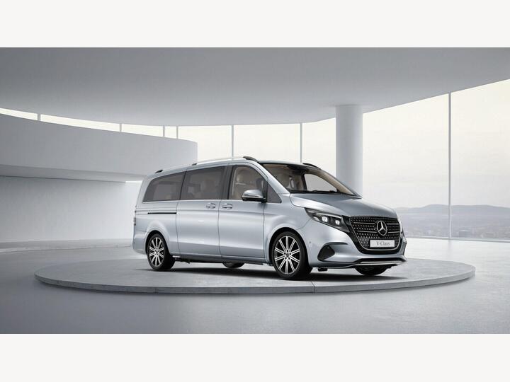 Mercedes-Benz V Class 2.0 V220d Premium G-Tronic+ Euro 6 (s/s) 5dr (8 Seat, Extra Long)