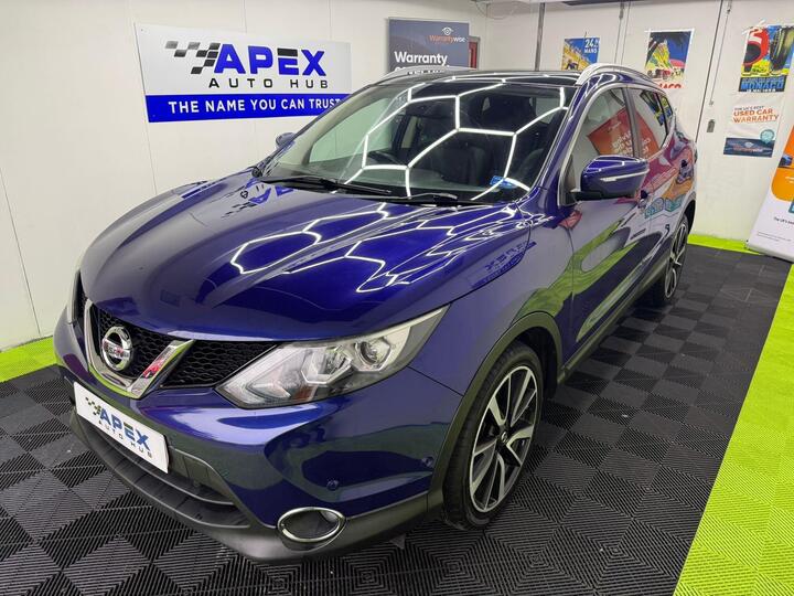Nissan Qashqai 1.2 DIG-T Tekna 2WD Euro 5 (s/s) 5dr