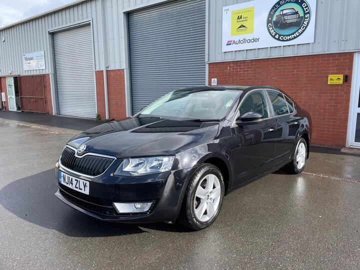 Skoda Octavia 2.0 TDI SE Euro 5 (s/s) 5dr Skoda Octavia 2.0 TDI SE Euro 5 (s/s) 5dr