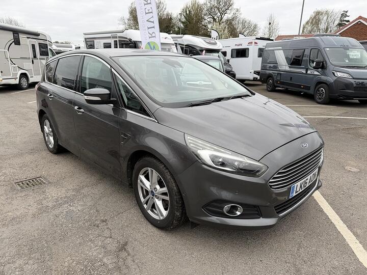 Ford S-Max 2.0 TDCi Titanium Euro 6 (s/s) 5dr