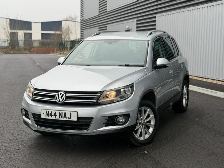 Volkswagen Tiguan 2.0 TDI BlueMotion Tech SE 2WD Euro 5 (s/s) 5dr