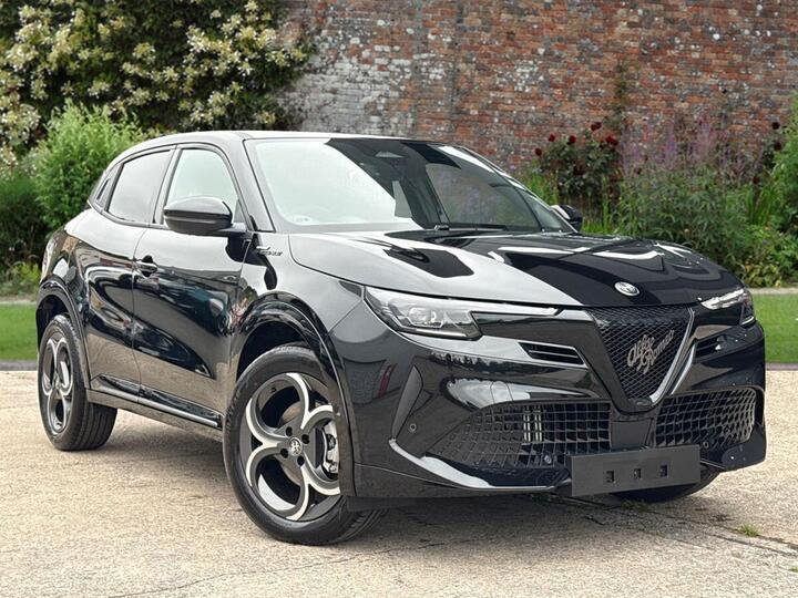 Alfa Romeo Junior 1.2 MHEV Ibrida Sport Speciale E-DCT Euro 6 (s/s) 5dr