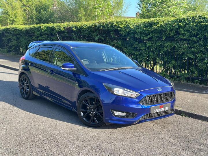 Ford Focus 1.0T EcoBoost ST-Line Euro 6 (s/s) 5dr