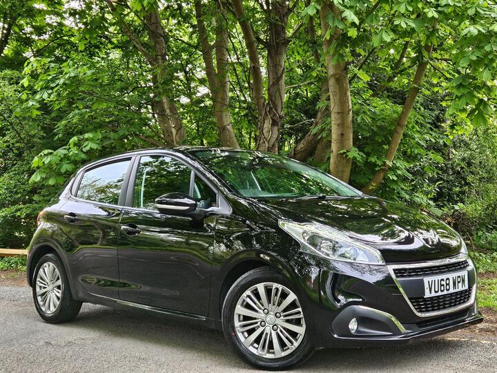 Peugeot 208 1.2 PureTech Signature Euro 6 (s/s) 5dr