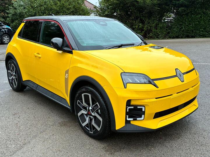 Renault 5 E-Tech Electric Urban Range 40kWh Techno Auto 5dr