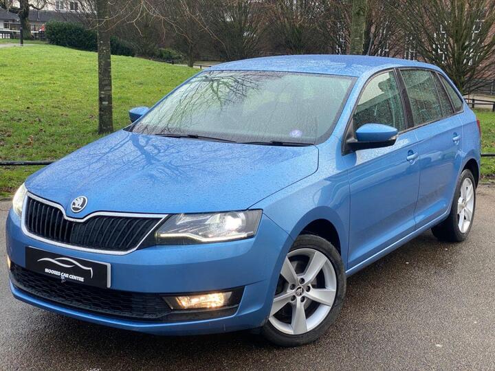 Skoda RAPID SPACEBACK 1.0 TSI SE Tech Euro 6 (s/s) 5dr Skoda RAPID SPACEBACK 1.0 TSI SE Tech Euro 6 (s/s) 5dr