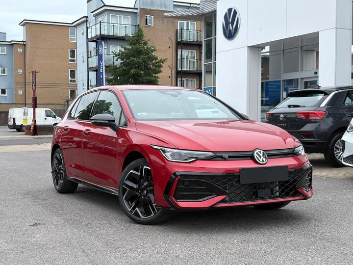 Volkswagen Golf 1.5 ETSI MHEV R-Line DSG Euro 6 (s/s) 5dr