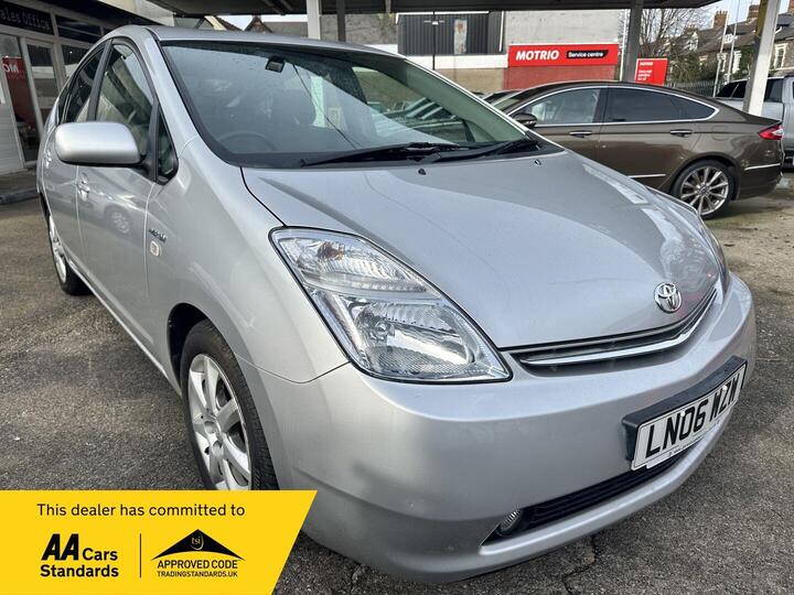 Toyota Prius 1.5 T4 CVT 5dr