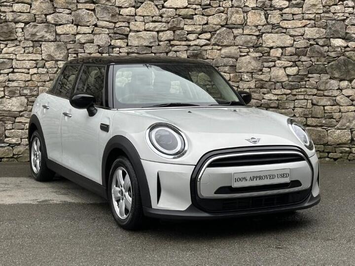MINI Hatch 1.5 Cooper Classic Steptronic Euro 6 (s/s) 5dr