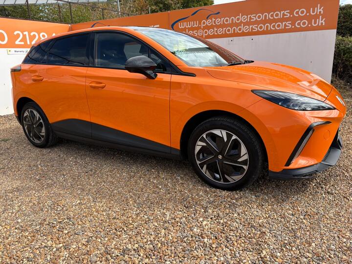 MG MG4 64kWh Trophy Long Range Auto 5dr
