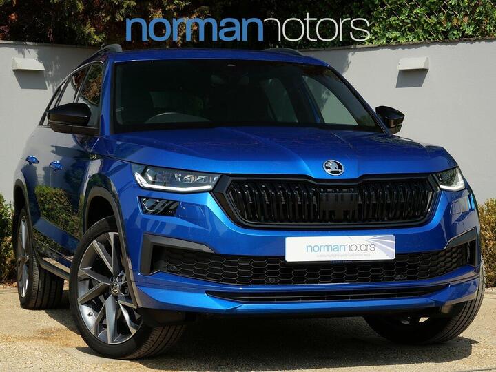Skoda Kodiaq 2.0 TDI SportLine DSG 4WD Euro 6 (s/s) 5dr (7 Seat) Skoda Kodiaq 2.0 TDI SportLine DSG 4WD Euro 6 (s/s) 5dr (7 Seat)