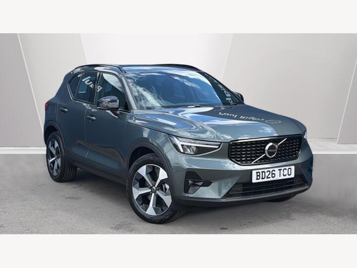 Volvo XC40 2.0 B3 MHEV Plus Dark DCT Auto Euro 6 (s/s) 5dr