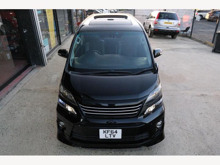 Toyota Vellfire 2.4 GOLDEN EYES II-ENTERTAINMENT PACKAGE
