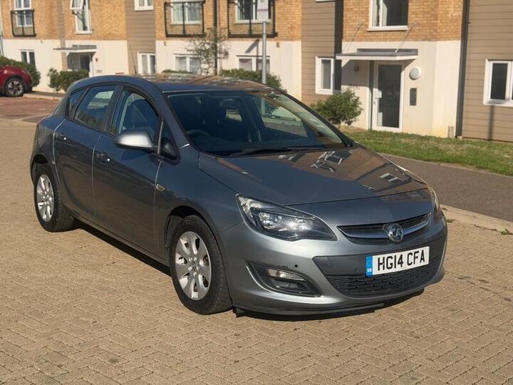 Vauxhall Astra 1.6 16v Design Euro 5 5dr