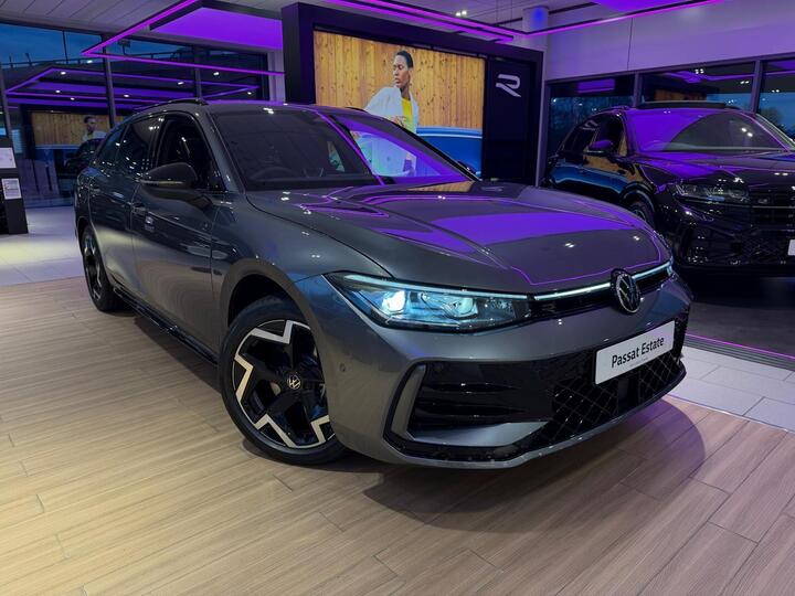 Volkswagen Passat 1.5 ETSI MHEV R-Line DSG Euro 6 (s/s) 5dr