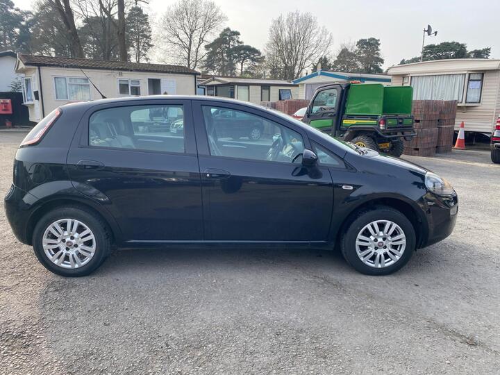Fiat Punto 1.2 Easy Manual Euro 5 5dr