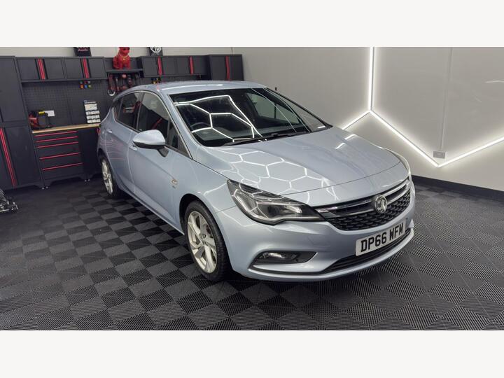 Vauxhall Astra 1.4i SRi Euro 6 5dr