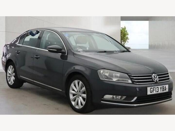 Volkswagen Passat 2.0 TDI BlueMotion Tech Highline Euro 5 (s/s) 4dr Volkswagen Passat 2.0 TDI BlueMotion Tech Highline Euro 5 (s/s) 4dr