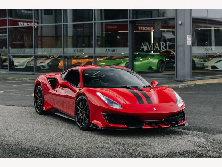 Ferrari 488 Pista 3.9T V8 F1 DCT Euro 6 (s/s) 2dr Ferrari 488 Pista 3.9T V8 F1 DCT Euro 6 (s/s) 2dr
